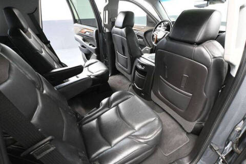 2018 Cadillac Escalade Luxury