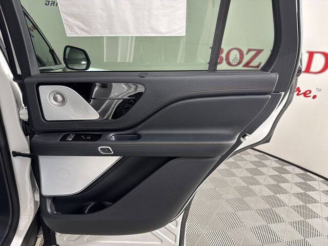 2025 Lincoln Aviator Black Label