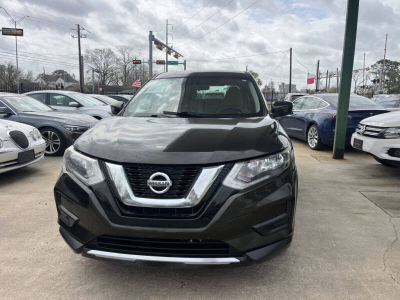 2017 Nissan Rogue for sale at Auto Outlet Inc. in Houston TX
