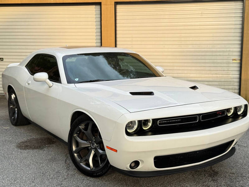 2017 Dodge Challenger R/T Plus