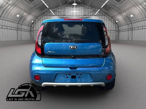 2017 Kia Soul +