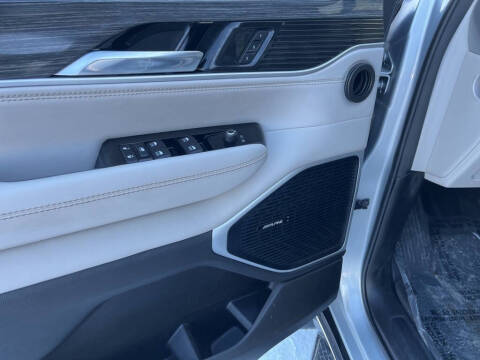 2022 Jeep Wagoneer Series II