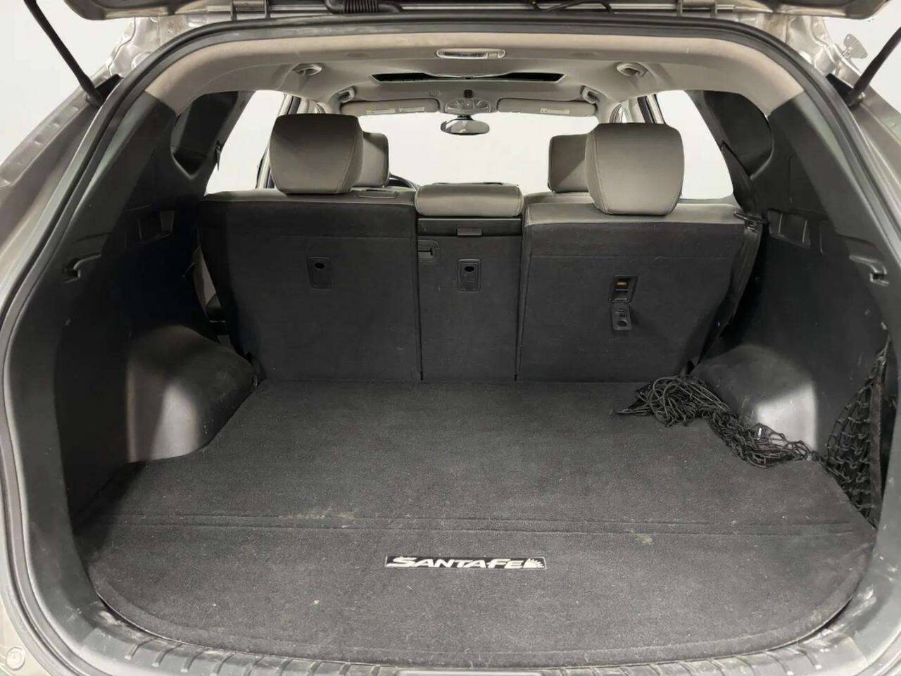 HyundaiSanta Fe Sport19