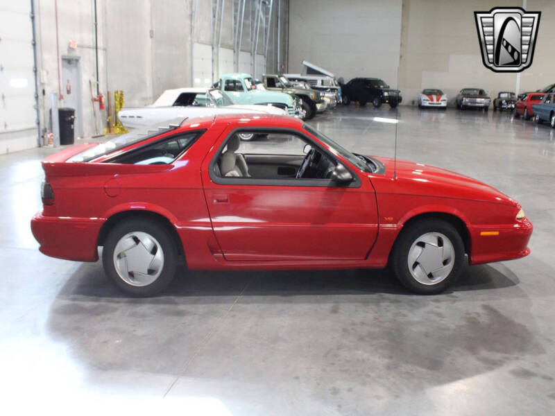 1993 Dodge Daytona ES
