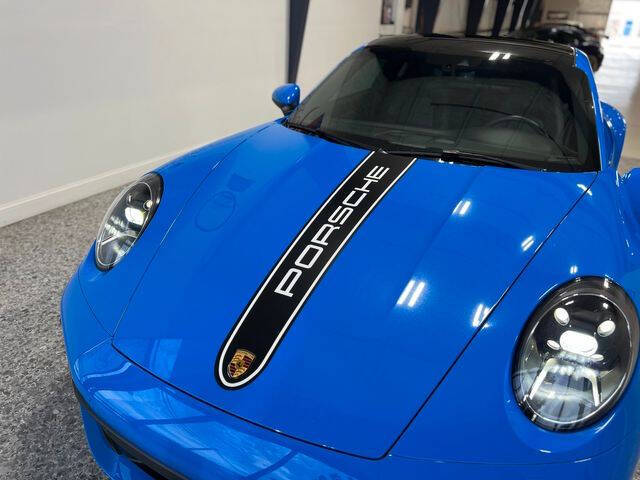 2022 Porsche 911 Carrera