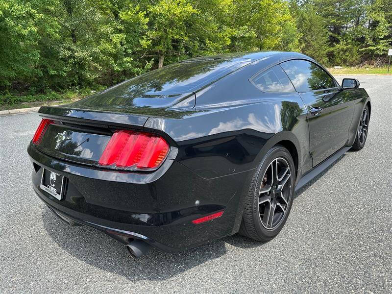 2017 Ford Mustang V6