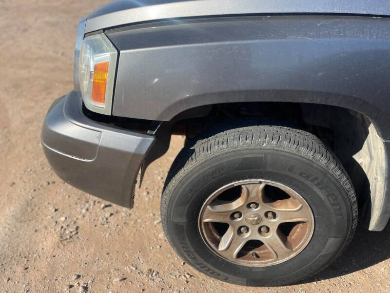 2006 Dodge Dakota null photo 8