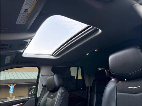 2019 Cadillac Escalade Luxury