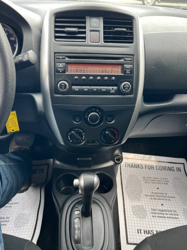 2017 Nissan Versa Note SV