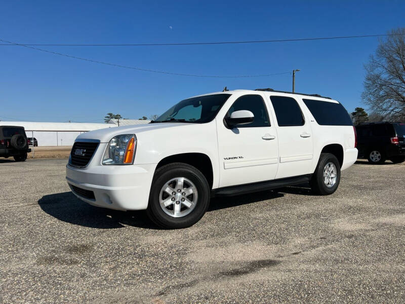 2013 GMC Yukon XL for sale at Carworx LLC in Dunn NC