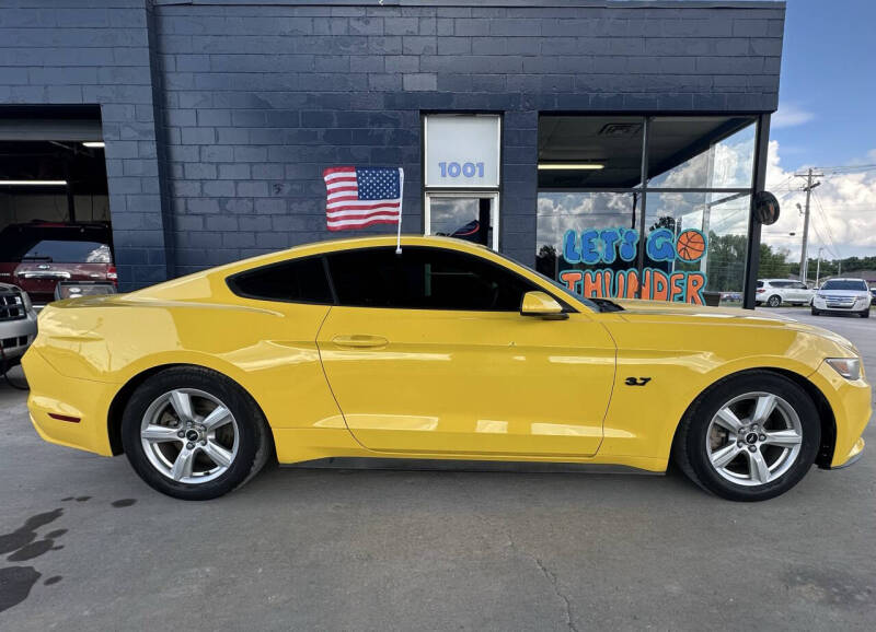 2017 Ford Mustang V6