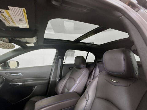 2024 Cadillac XT4 Sport