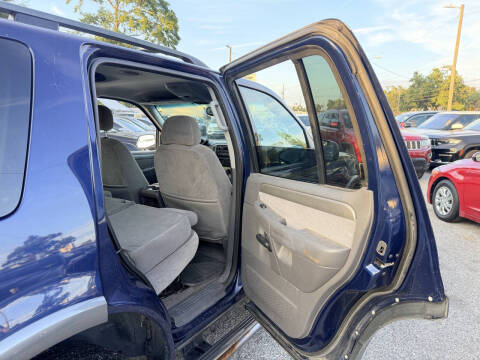 2004 Ford Explorer XLT