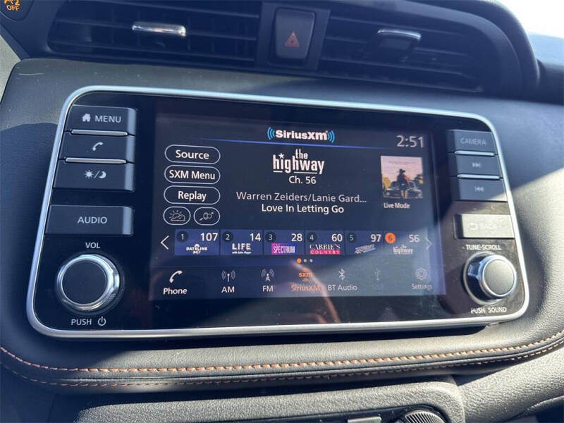 2020 Nissan Kicks SR