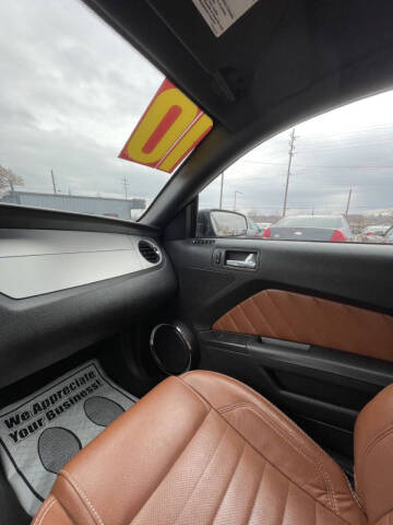 2010 Ford Mustang V6