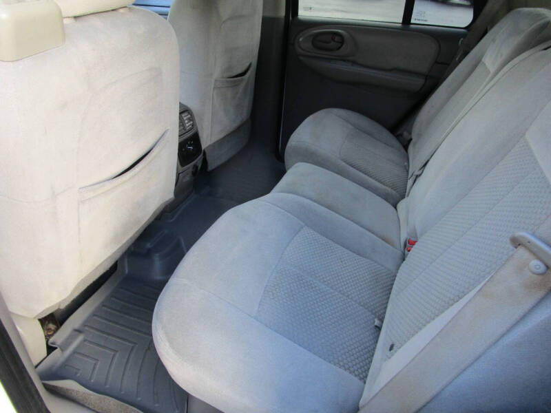 2008 Chevrolet TrailBlazer LS Fleet2