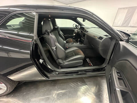 2011 Dodge Challenger SRT8 392