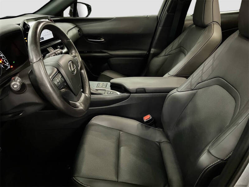 2024 Lexus UX 250h F SPORT Design