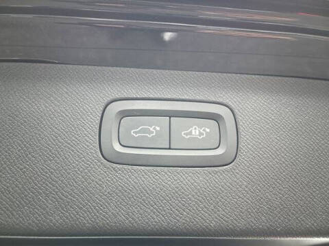 2022 Volvo XC90 Recharge T8 Inscription 6P