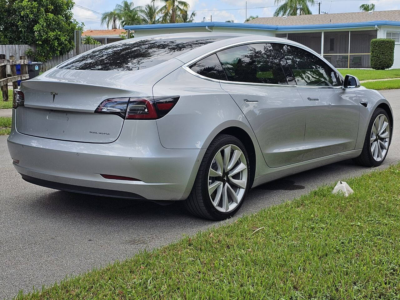 2018 TESLA Model 3 Sedan - $23,605