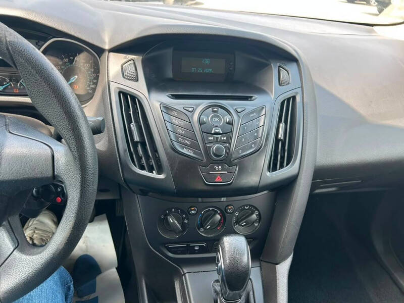 2012 Ford Focus S