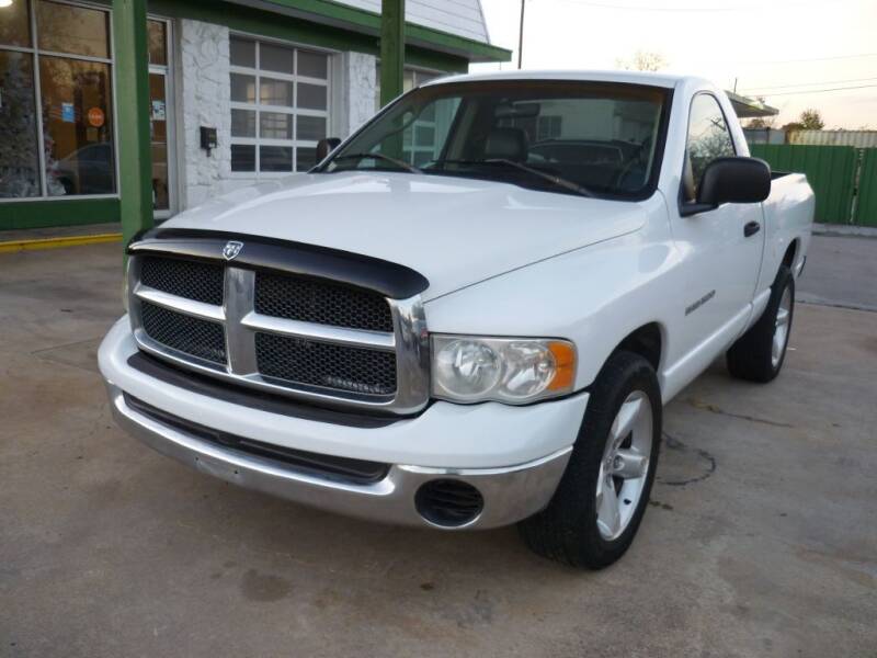 2002 Dodge Ram Pickup 1500 for sale at Auto Outlet Inc. in Houston TX