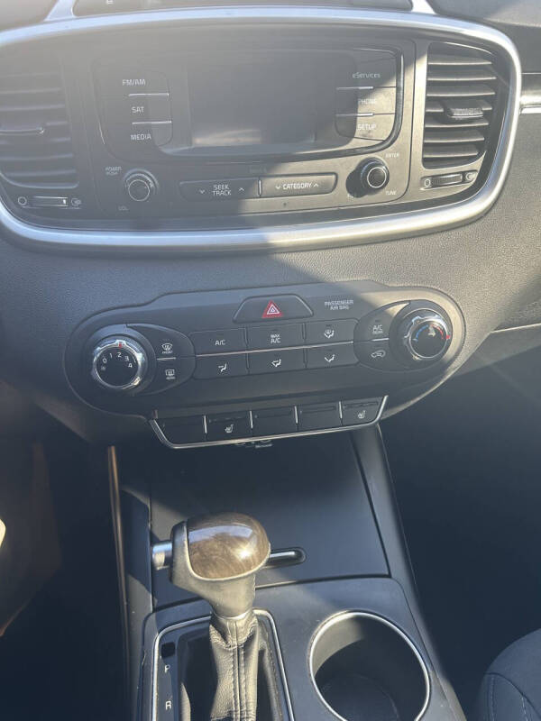 2016 Kia Sorento LX V6