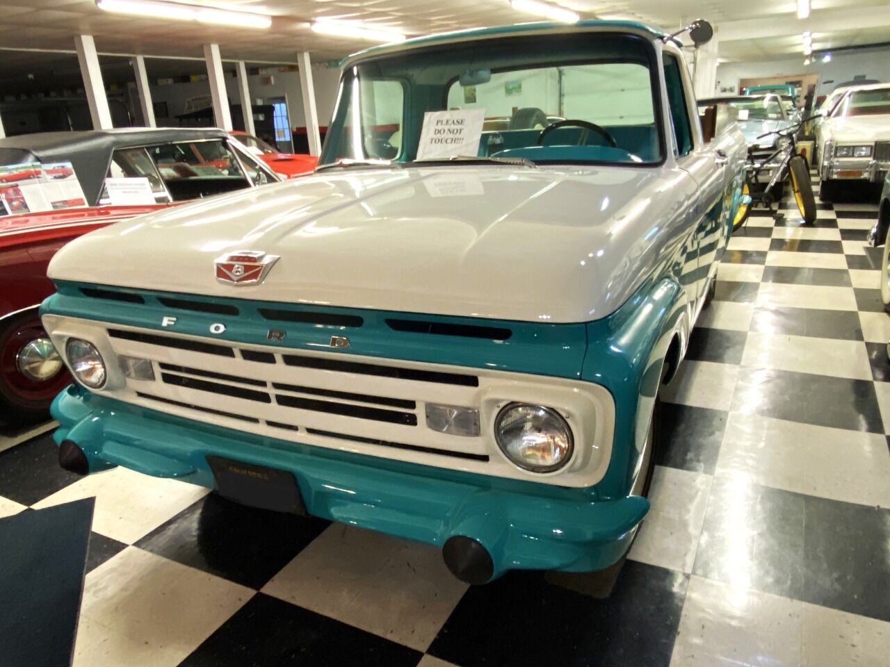 1962 Ford F-100 5