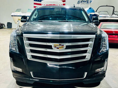 2019 Cadillac Escalade Luxury