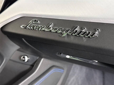 2020 Lamborghini Urus