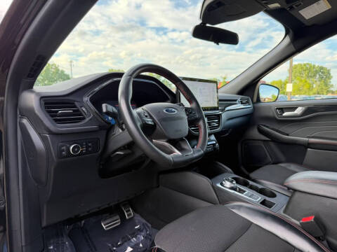 2024 Ford Escape Hybrid ST-Line Select