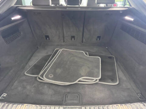 2019 Audi Q8 quattro Premium 55 TFSI