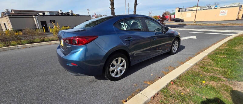 2018 Mazda MAZDA3 Sport