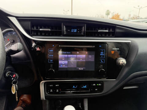 2017 Toyota Corolla SE