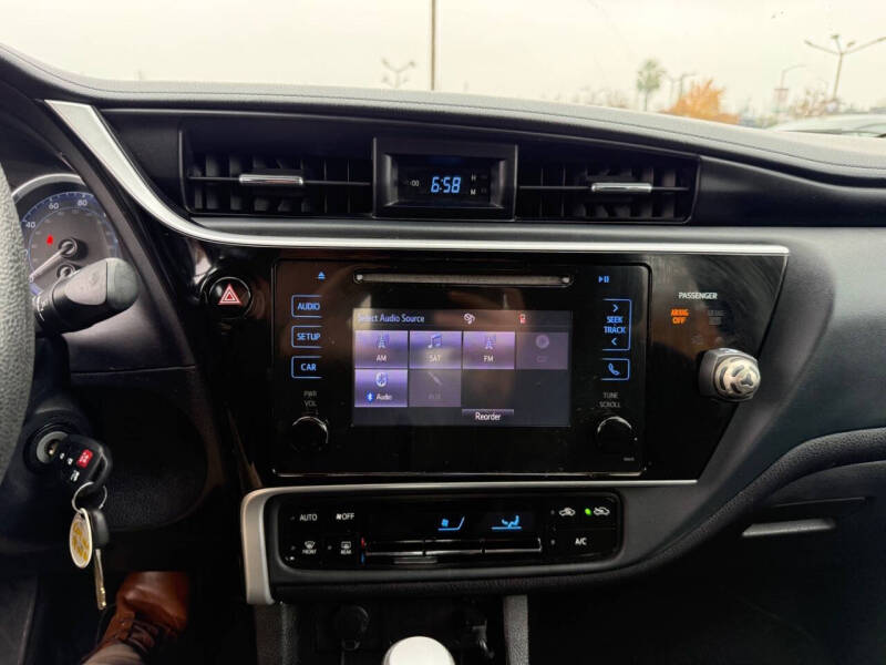 2017 Toyota Corolla SE