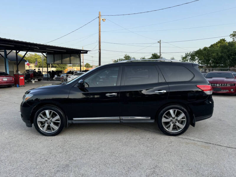 2013 Nissan Pathfinder Platinum