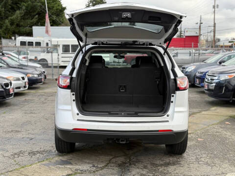 2017 Chevrolet Traverse LT