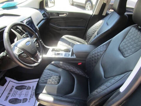 2023 Ford Edge Titanium