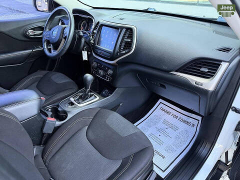 2016 Jeep Cherokee