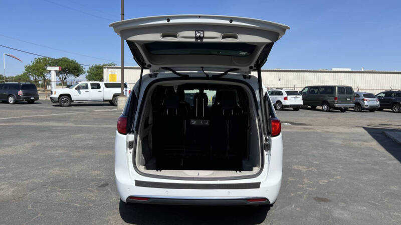 2018 Chrysler Pacifica Touring L