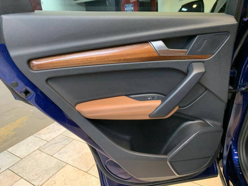 2022 Audi Q5 quattro S line Prem Plus 45 TFSI