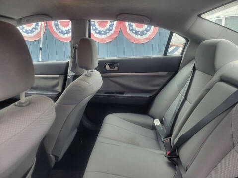 2011 Mitsubishi Galant FE