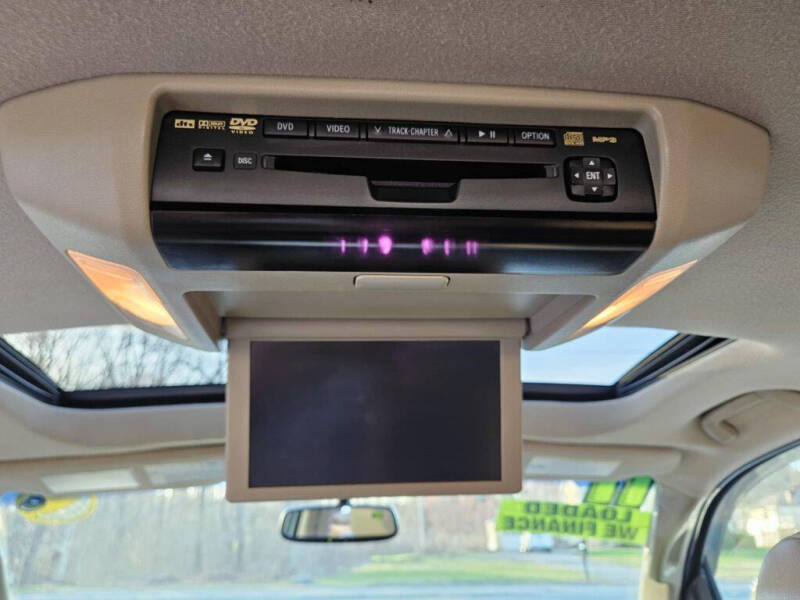 2011 Toyota Sequoia Platinum