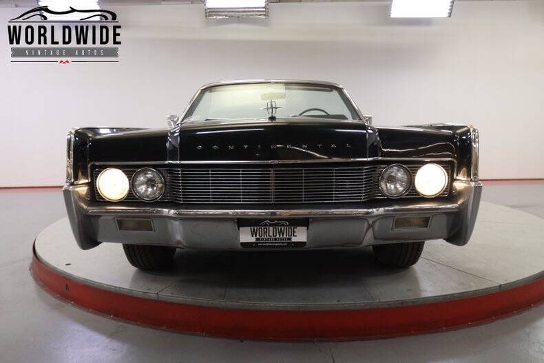 1967 Lincoln Continental