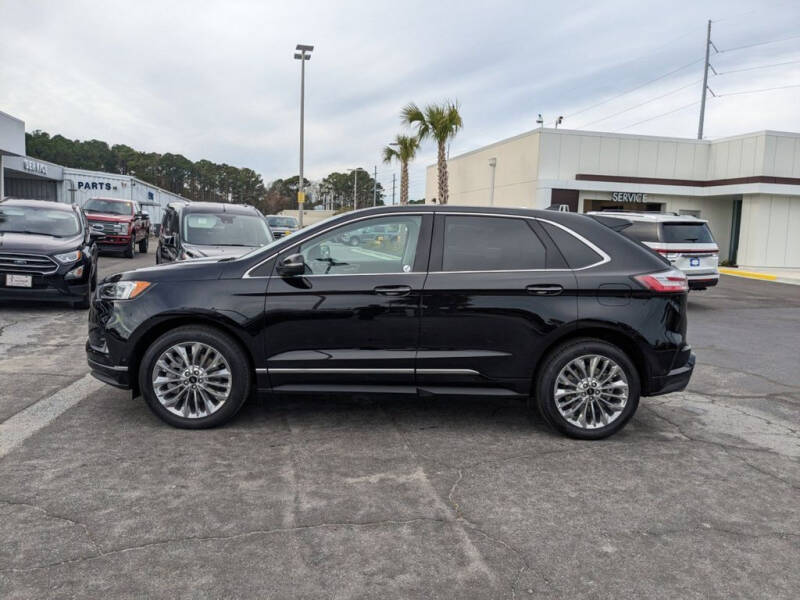 2024 Ford Edge Titanium
