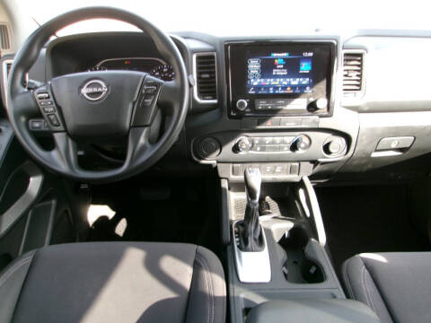 2022 Nissan Frontier S