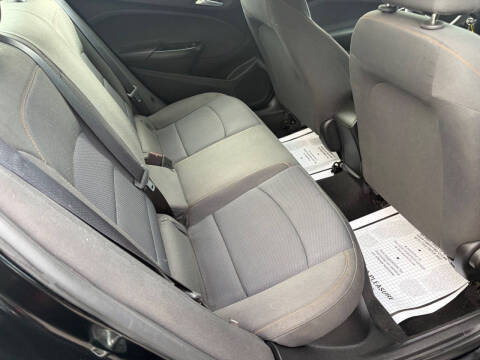 2018 Chevrolet Cruze LS Auto