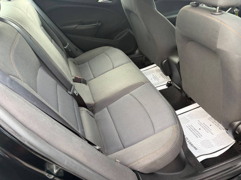 2018 Chevrolet Cruze LS Auto