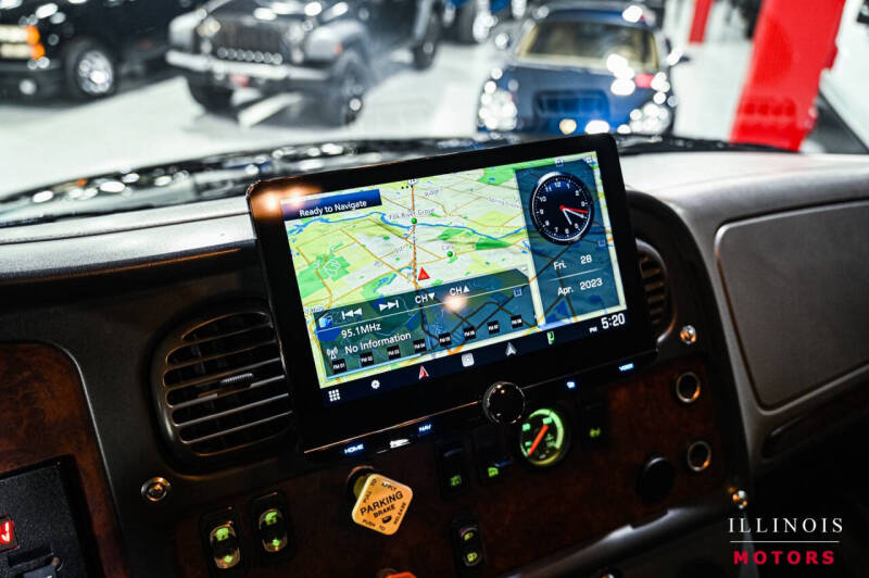 2005 Freightliner M2 106