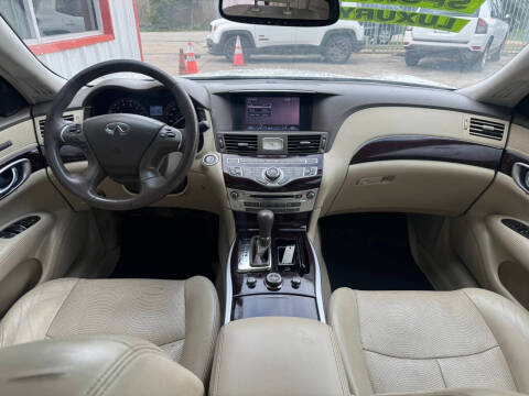 2011 Infiniti M37